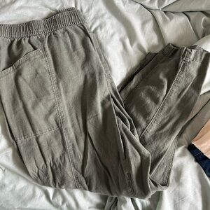Old Navy Linen-Blend Tapered Pants